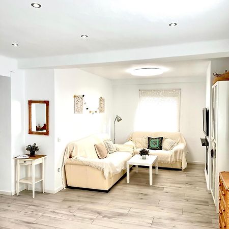 Boutique Apartamento Малага Экстерьер фото